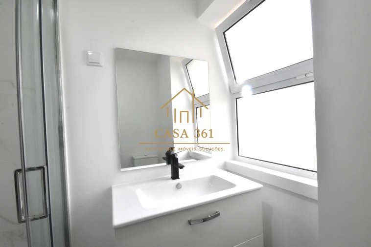 Apartamento T2 para Venda em Castanheira do Ribatejo e Cachoeiras Foto 25
