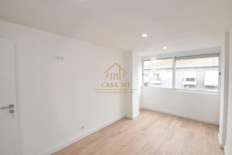Apartamento T2 para Venda em Castanheira do Ribatejo e Cachoeiras Foto 12
