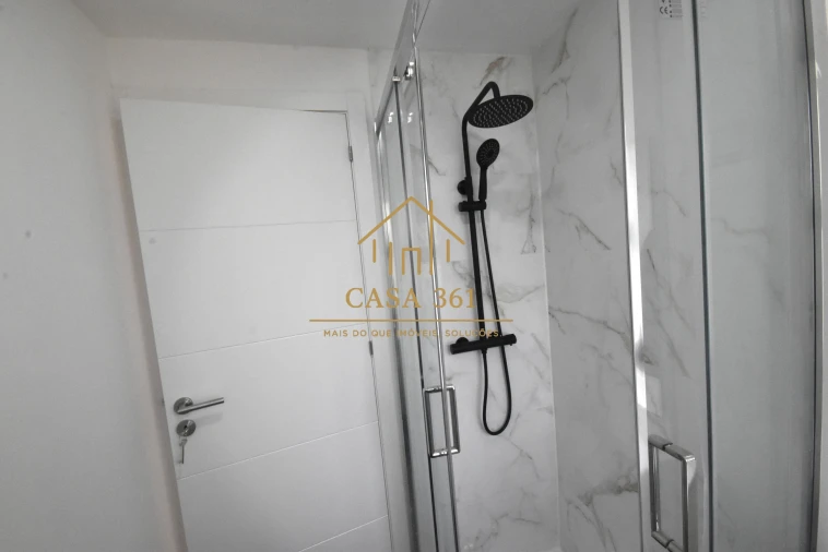 Apartamento T2 para Venda em Castanheira do Ribatejo e Cachoeiras Foto 27