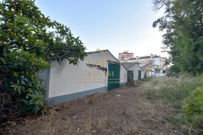 Terreno para Venda em Castanheira do Ribatejo e Cachoeiras