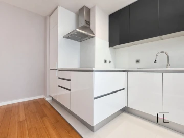 Apartamento T2 para Venda em Silvalde