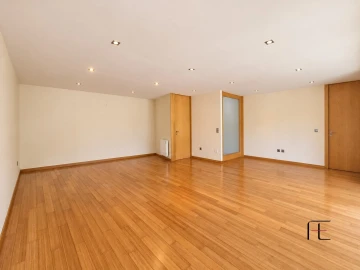 Apartamento T2 para Venda em Silvalde