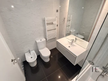 Apartamento T2 para Venda em Silvalde