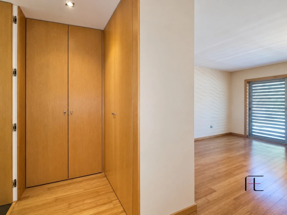 Apartamento T2 para Venda em Silvalde Foto 19