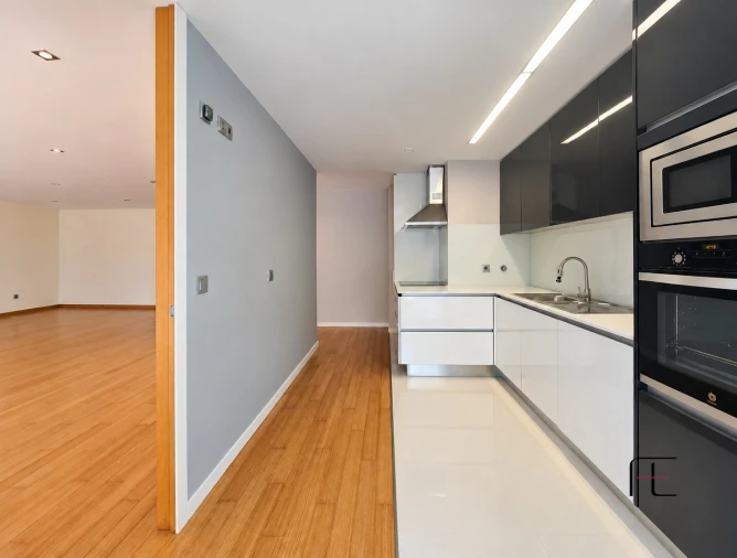 Apartamento T2 para Venda em Silvalde Foto 7