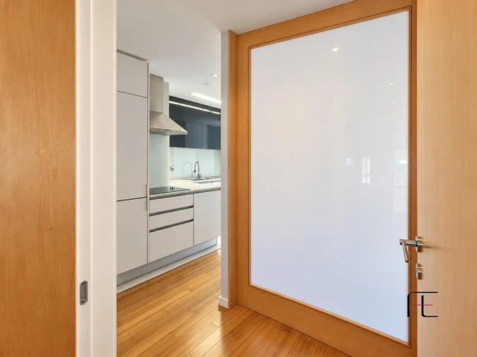 Apartamento T2 para Venda em Silvalde Foto 6