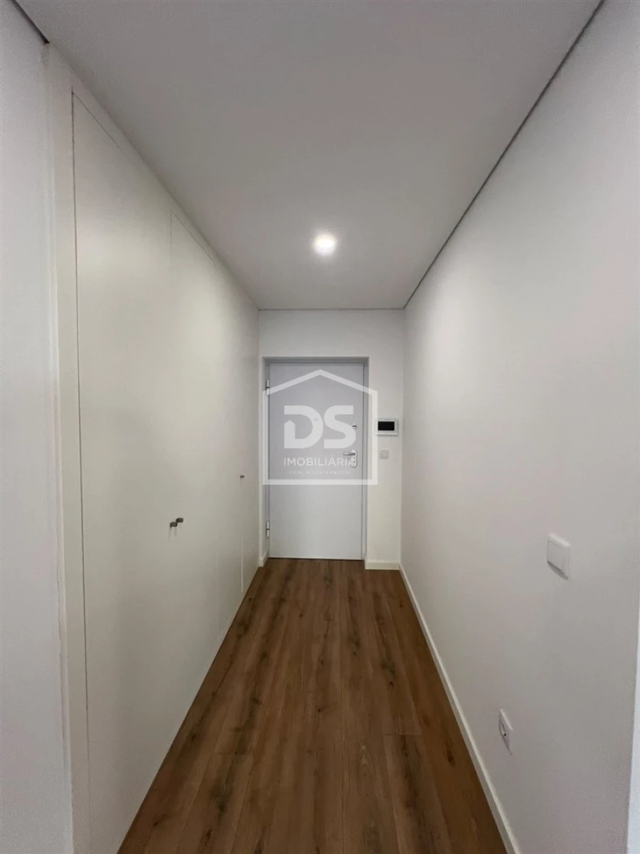 Apartamento T1 para Venda em Tondela e Nandufe Foto 8