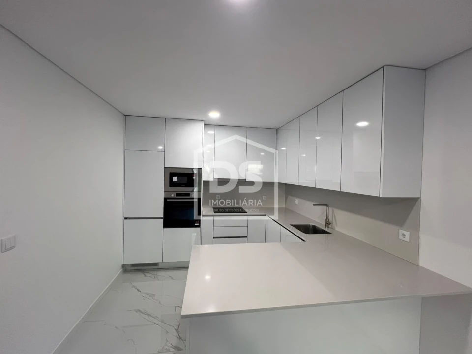 Apartamento T1 para Venda em Tondela e Nandufe Foto 7
