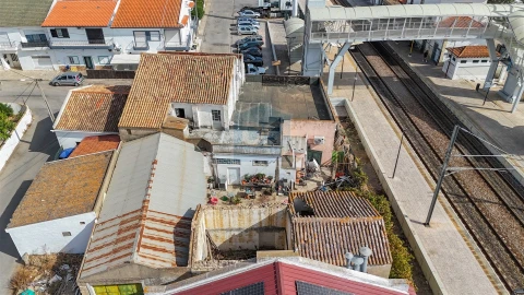 Moradia T7 para Venda em Ferreiras