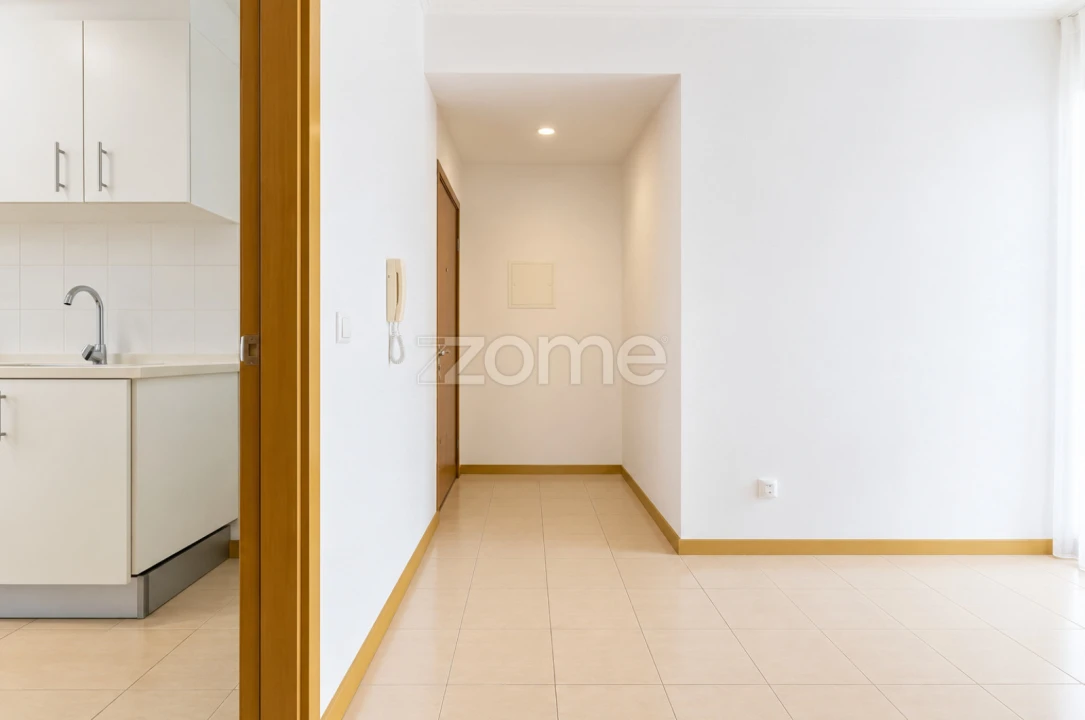 Apartamento T3 para Venda em Arrifes Foto 5