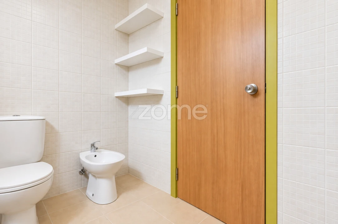 Apartamento T3 para Venda em Arrifes Foto 13