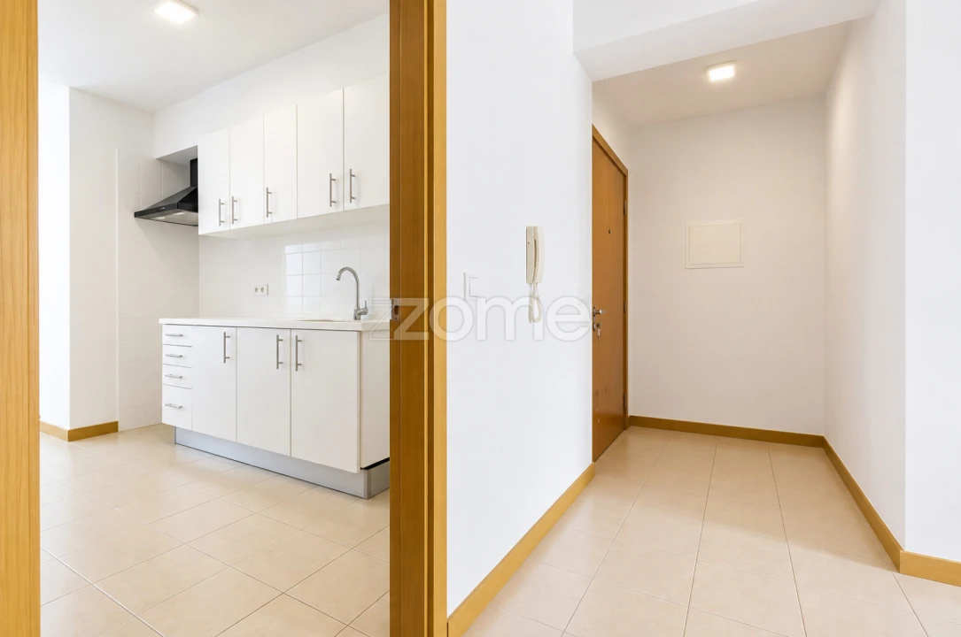 Apartamento T3 para Venda em Arrifes Foto 6