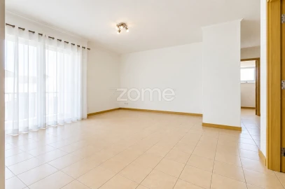 Apartamento T3 para Venda em Arrifes