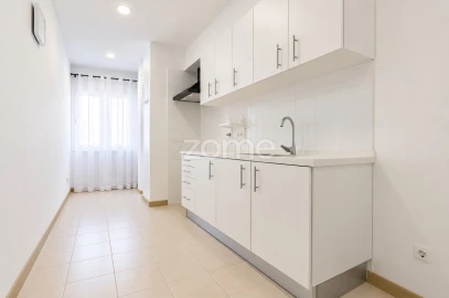 Apartamento T3 para Venda em Arrifes