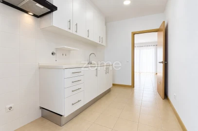 Apartamento T3 para Venda em Arrifes