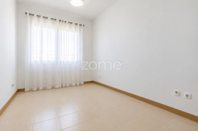 Apartamento T3 para Venda em Arrifes