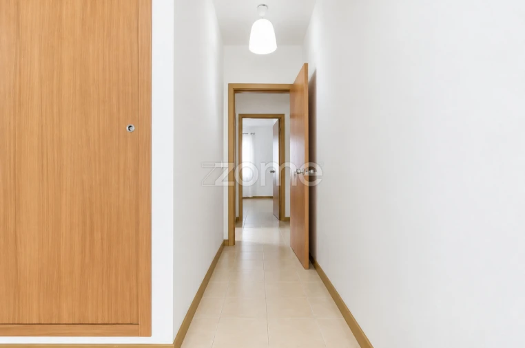 Apartamento T3 para Venda em Arrifes Foto 10