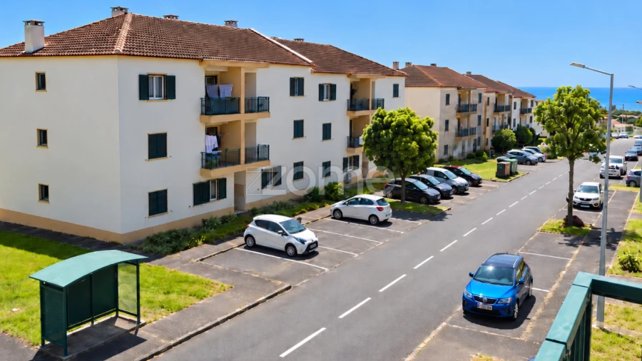 Apartamento T3 para Venda em Arrifes