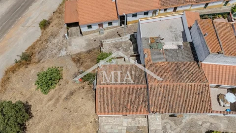 Moradia T2 para Venda em Barrancos
