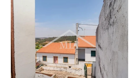 Moradia T2 para Venda em Barrancos