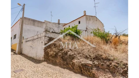 Moradia T2 para Venda em Barrancos