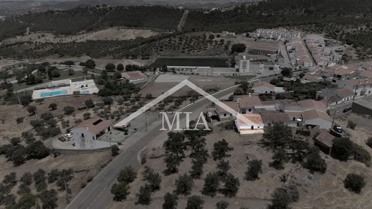 Moradia T2 para Venda em Barrancos Foto 4