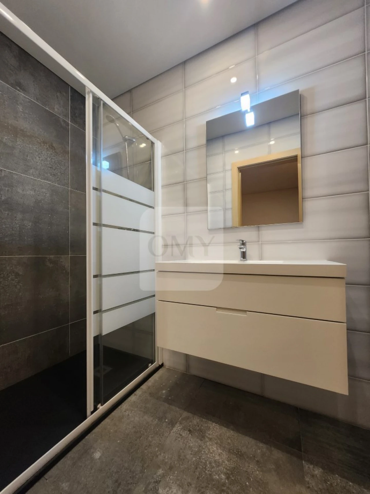 Apartamento T2 para Arrendamento em Nossa Senhora da Conceição, São Pedro e São Dinis Foto 7