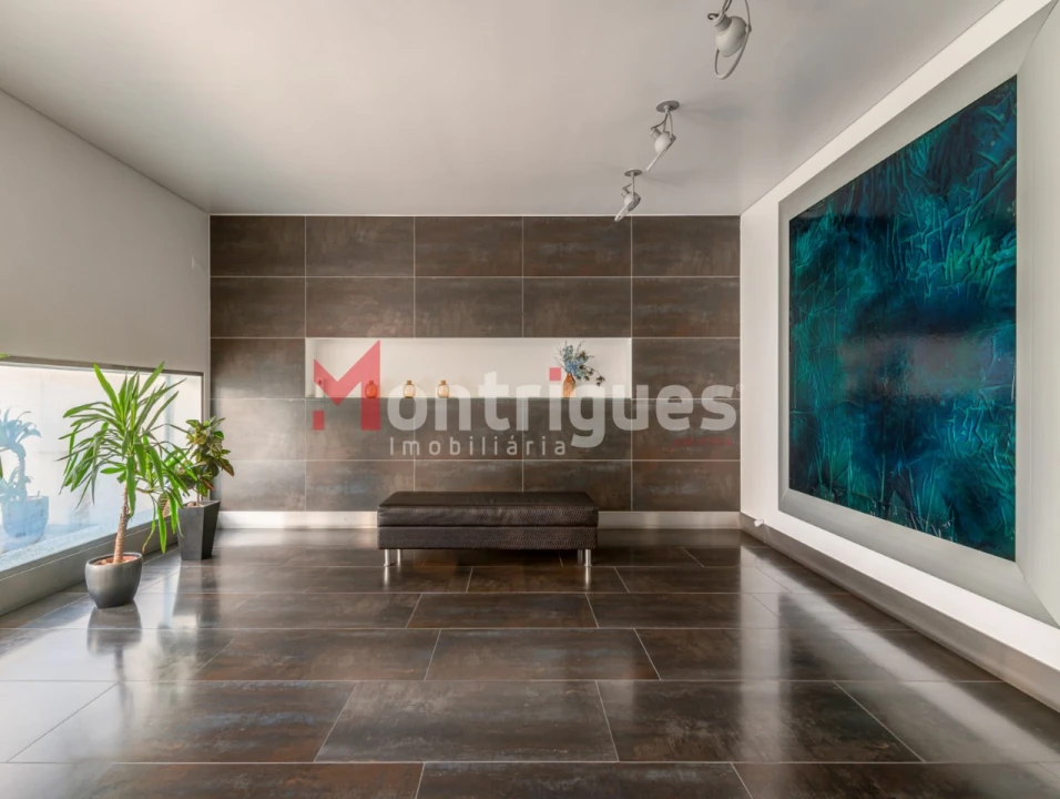 Apartamento T2 para Venda em Alvalade Foto 25