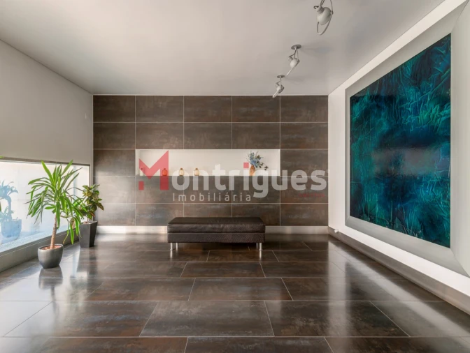 Apartamento T2 para Venda em Alvalade Foto 25