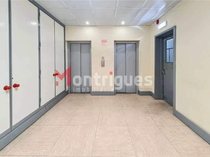 Armazém para Arrendamento em Marvila Foto 7