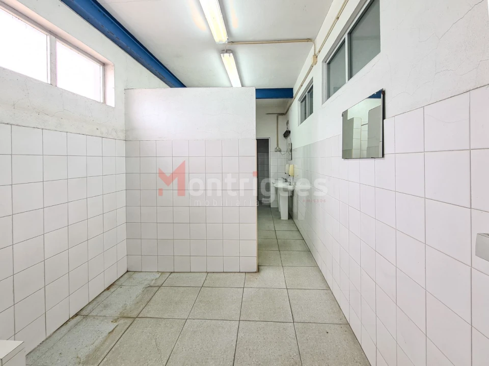Armazém para Arrendamento em Alverca do Ribatejo e Sobralinho Foto 16