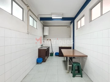 Armazém para Arrendamento em Alverca do Ribatejo e Sobralinho