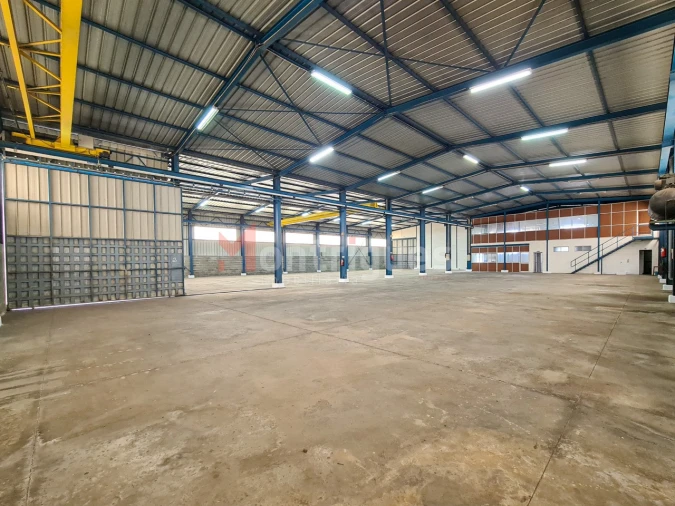 Armazém para Arrendamento em Alverca do Ribatejo e Sobralinho Foto 3