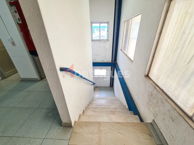Armazém para Arrendamento em Alverca do Ribatejo e Sobralinho Foto 31