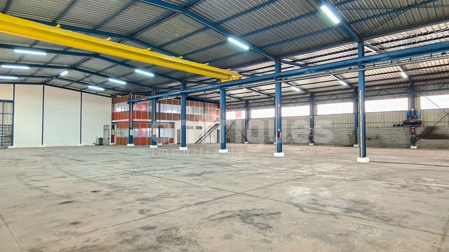 Armazém para Arrendamento em Alverca do Ribatejo e Sobralinho