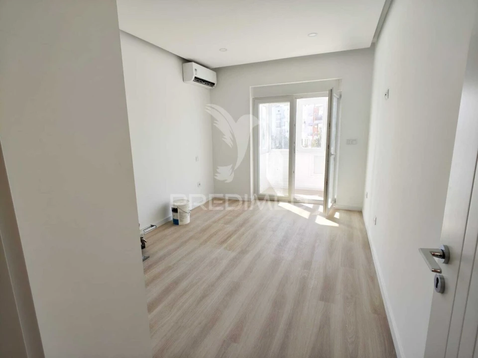 Apartamento T3 para Venda em Seixal, Arrentela e Aldeia de Paio Pires Foto 16
