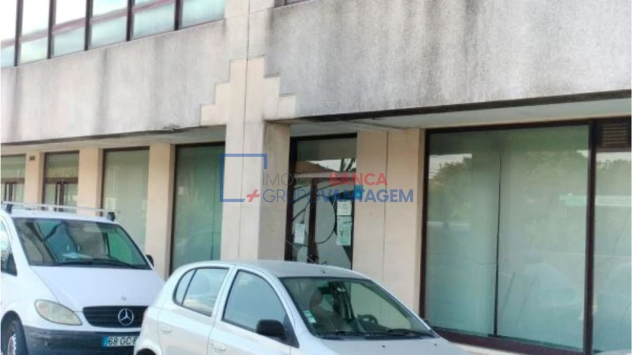 Loja para Venda em Mafamude e Vilar do Paraíso Foto 4