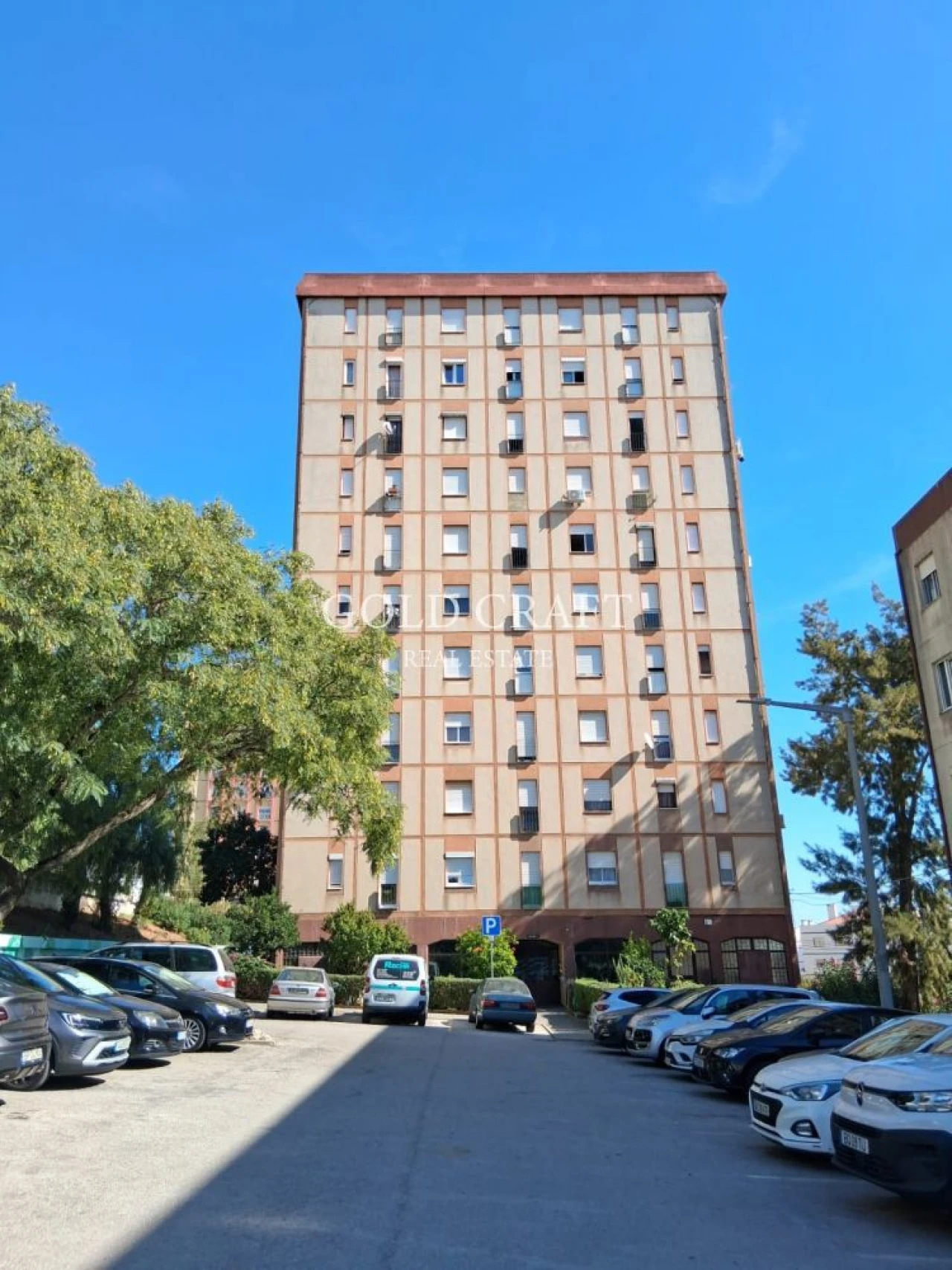 Apartamento T2 para Venda em Vialonga Foto 1