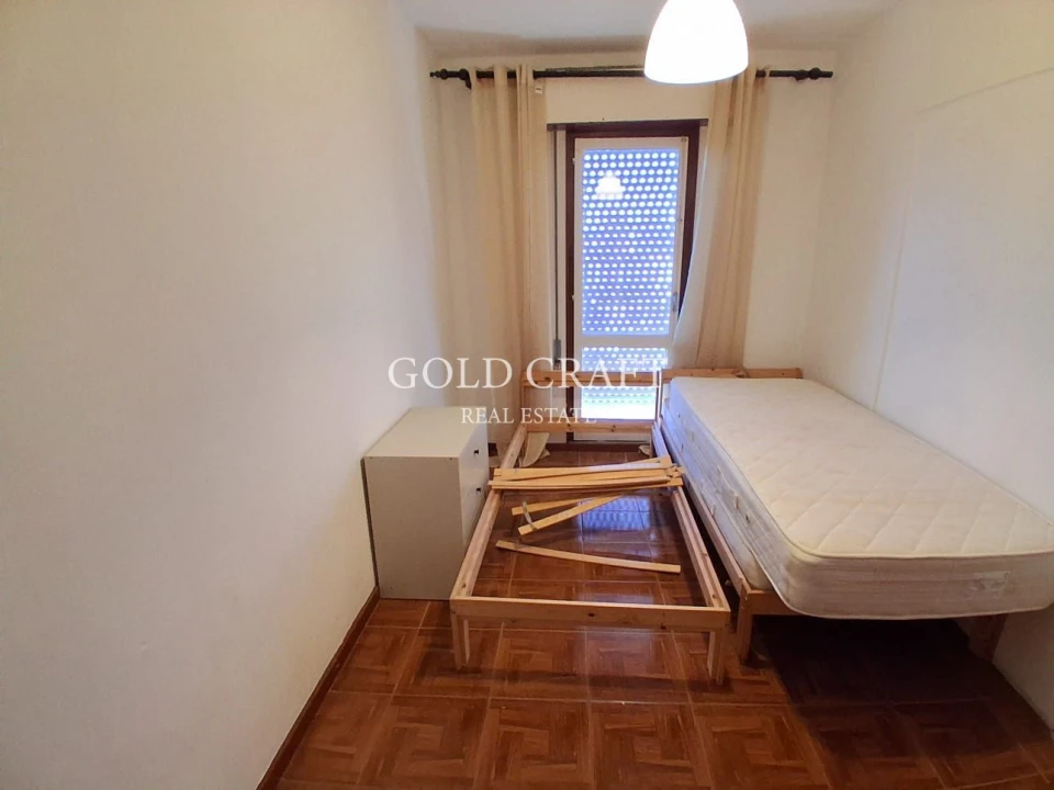 Apartamento T2 para Venda em Vialonga Foto 17