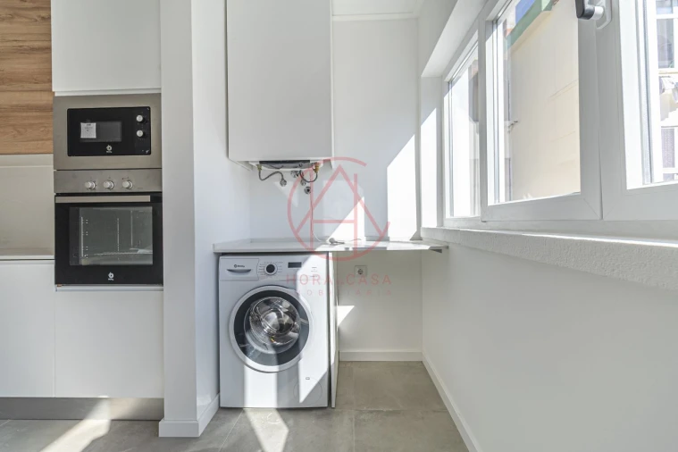 Apartamento T3 para Venda em Alto do Seixalinho, Santo André e Verderena Foto 2
