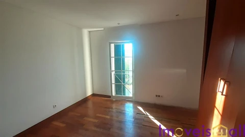Moradia T4 para Venda em Alcabideche