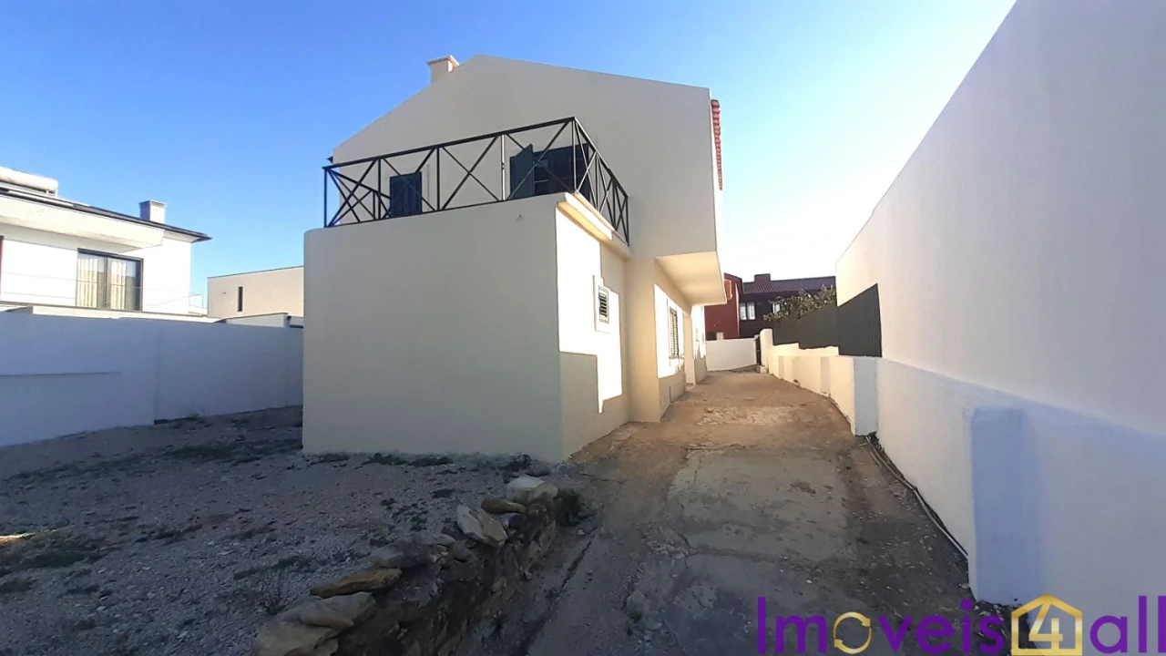 Moradia T4 para Venda em Alcabideche Foto 25