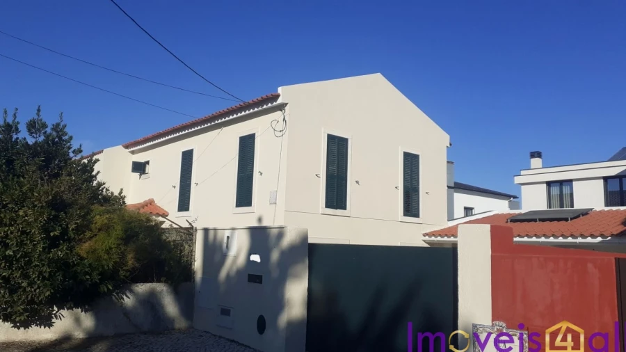 Moradia T4 para Venda em Alcabideche