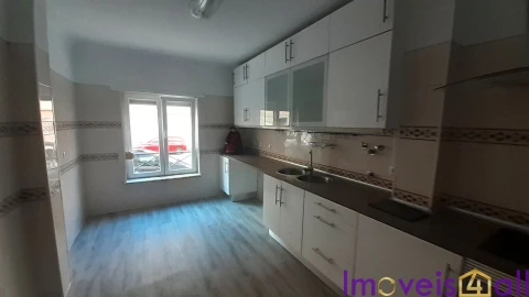 Apartamento T3 para Venda em Quinta do Conde