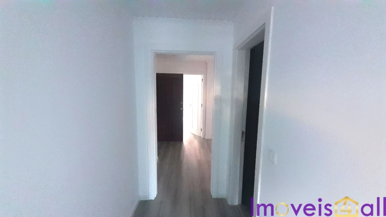 Apartamento T3 para Venda em Quinta do Conde Foto 19