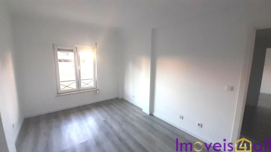 Apartamento T3 para Venda em Quinta do Conde Foto 15