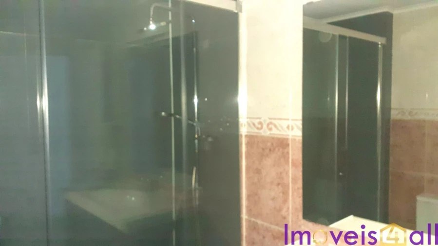 Apartamento T3 para Venda em Quinta do Conde Foto 18