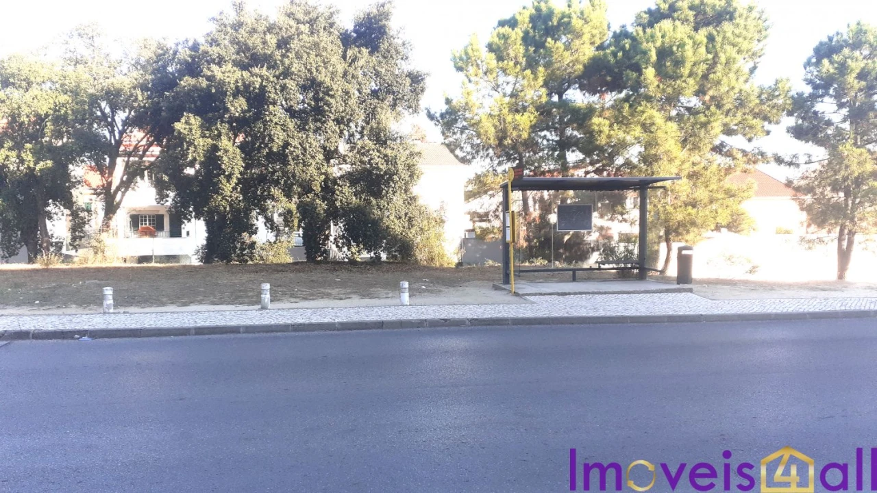 Apartamento T3 para Venda em Quinta do Conde Foto 25