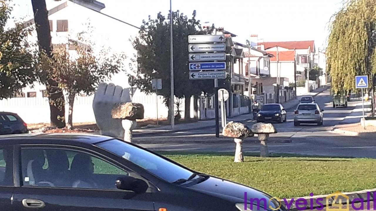 Apartamento T3 para Venda em Quinta do Conde Foto 23