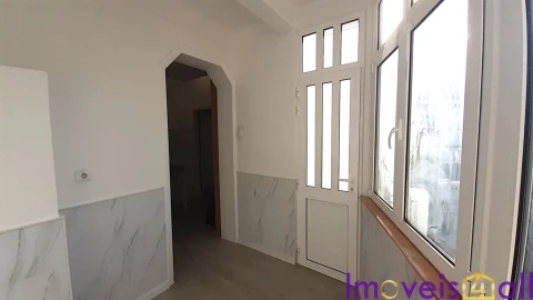 Apartamento T1 para Venda em São Vicente